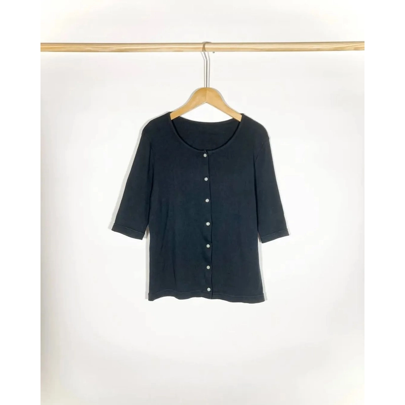 Áo  Mongtoghi Hiệu Nhật Size L XL
 443502