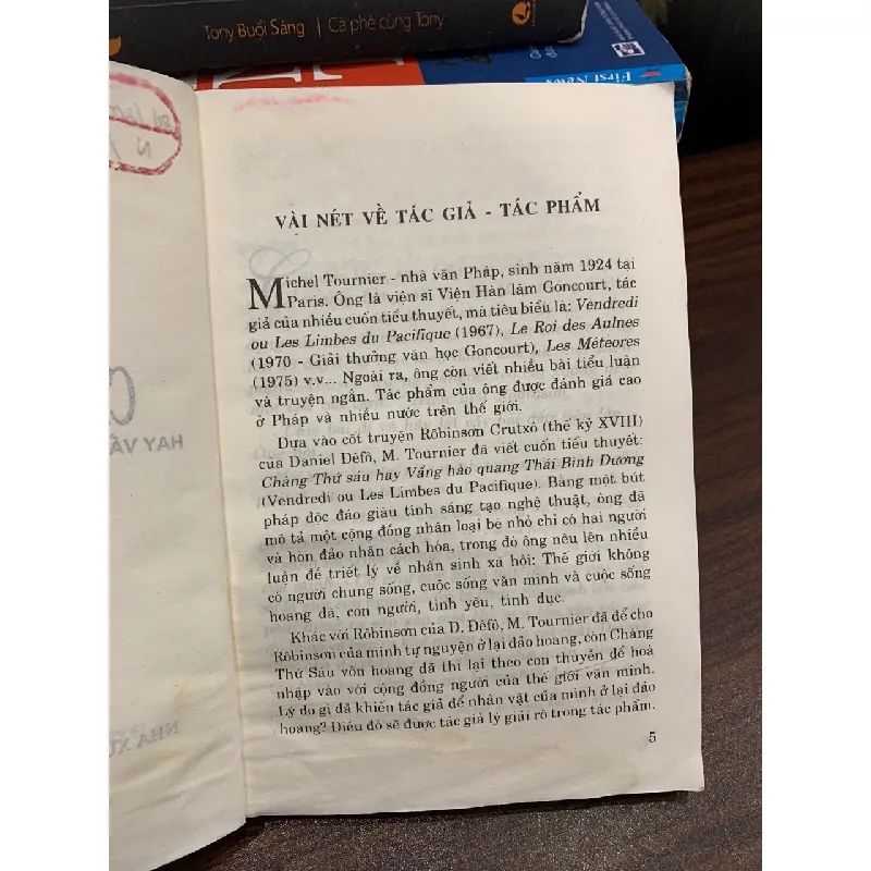 Chàng thứ sáu hay vầng hào quang Thái Bình Dương- Michel Tournier 695866