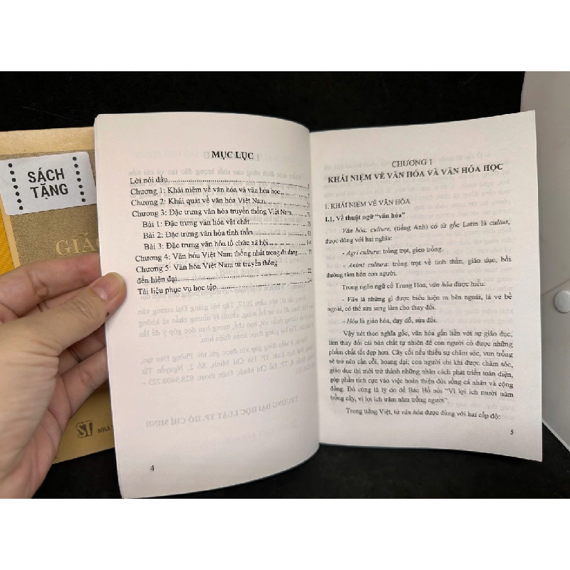 [Phiên Chợ Sách Cũ] Tập Bài Giảng Đại Cương Văn Hóa Việt Nam + Sách tặng, 2023 - H1604-SBM-1 1019534