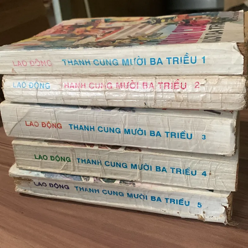 Thanh cung mười ba triều, trọn bộ 5 tập, Nguyễn Hữu Lương dịch 674718