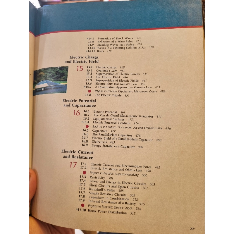 CONTEMPORARY COLLEGE PHYSICS - Jones / Childers 304538