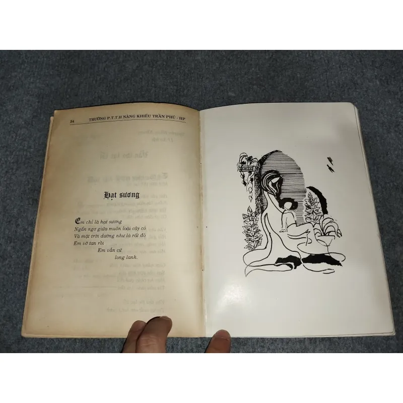 MÂY TRẮNG - TẬP THƠ VĂN 570679