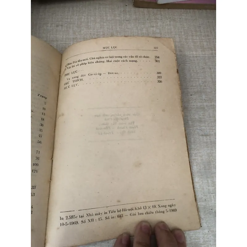 Một bước tiến hai bước lùi 995299