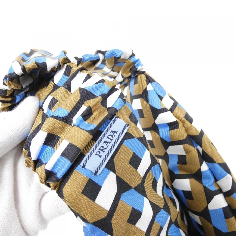 Mặt nạ mắt Prada 624521