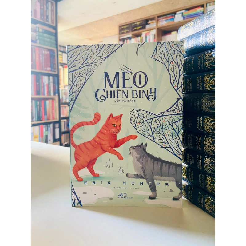 Mèo chiến binh Lửa và Băng - Erin Hunter STB3590 Văn học 535214