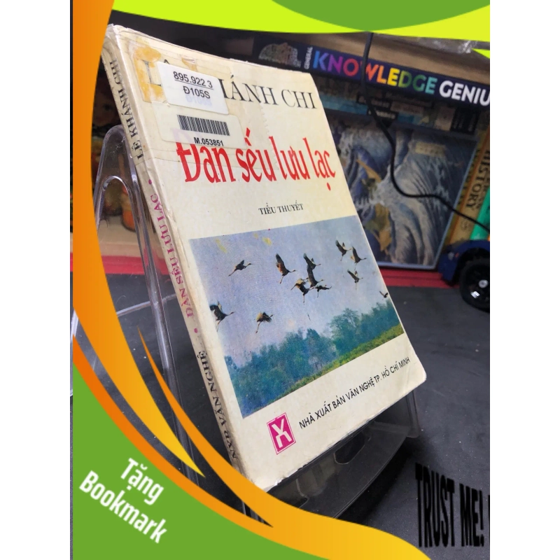 (TẶNG BOOKMARK) Đàn sếu lưu lạc 1994 mới 60% ố bẩn Lê Khánh Chi RBK0906 SÁCH VĂN HỌC 942494
