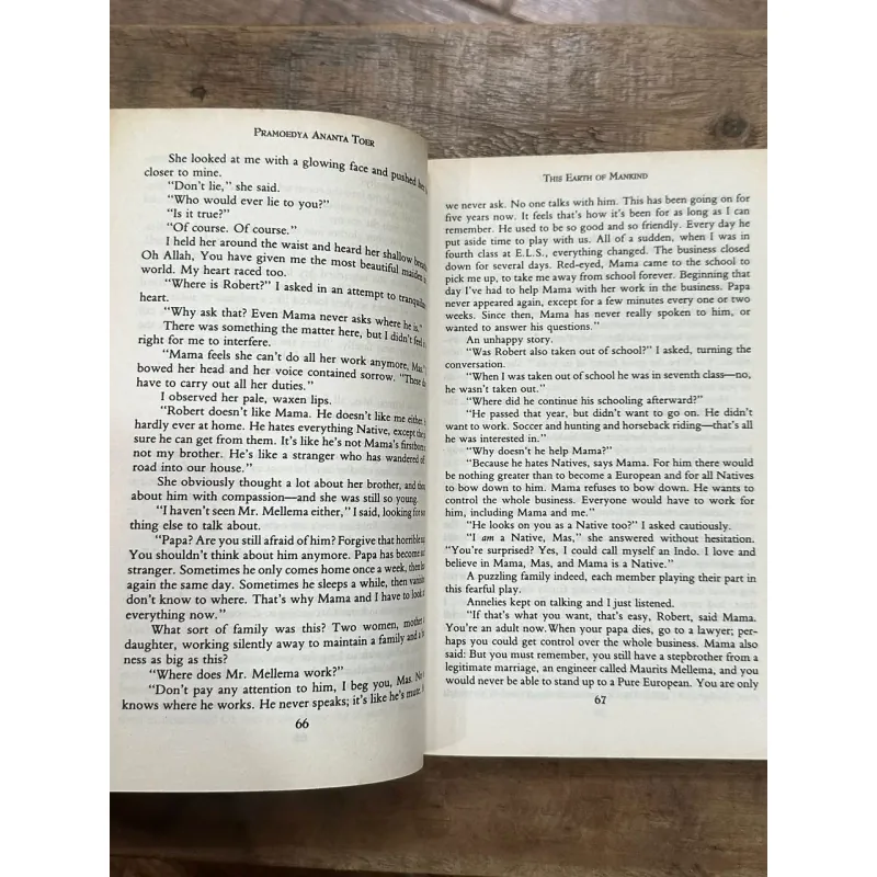 This Earth of Mankind - Pramoedya Ananta Toer 729081