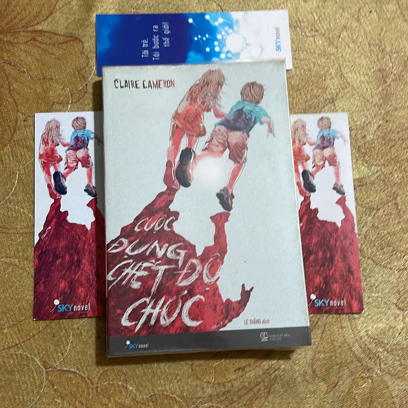 CUỘC ĐỤNG ĐỘ CHẾT CHÓC - CLAIRE CAMERON 740152