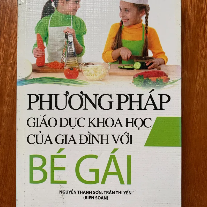 Phương pháp giáo dục khoa học của gia đình với bé gái 560569