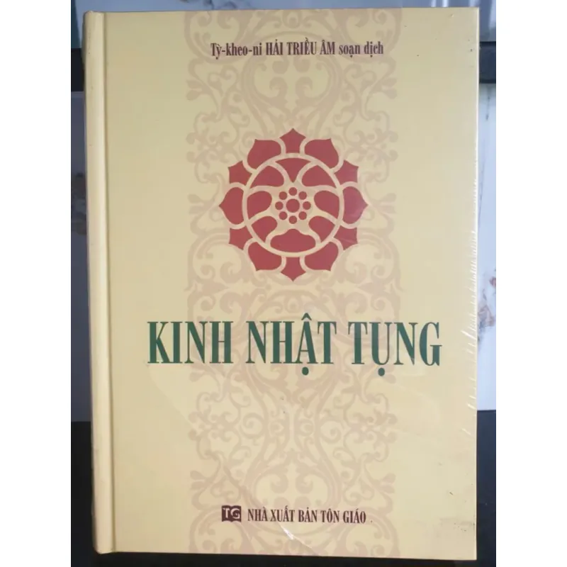 Kinh Nhật Tụng - Tỳ-kheo-ni HẢI TRIỀU ÂM mới 100% 689232