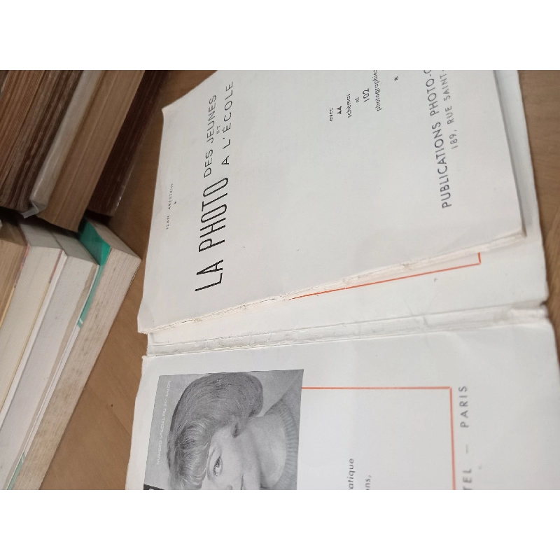 La photo des jeunes et a l'ecole - Jean Arestein 1020609