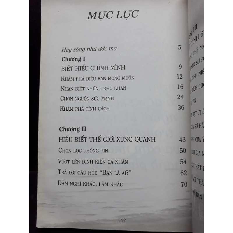 Khám phá sức mạnh bản thân mới 80% bẩn bìa, ố nhẹ 2012 HCM1410 Gillian Stokes KỸ NĂNG 301475