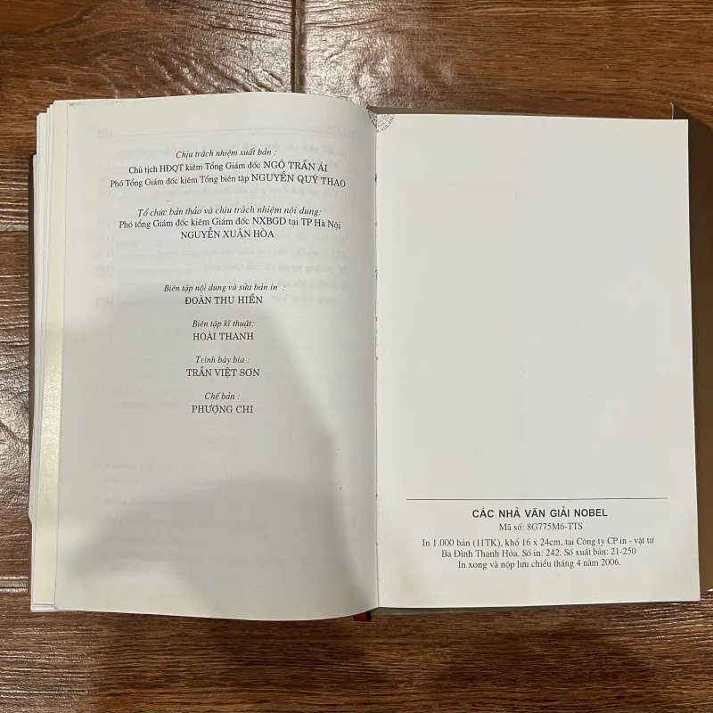 Các nhà văn giải Nobel  (10) 993051