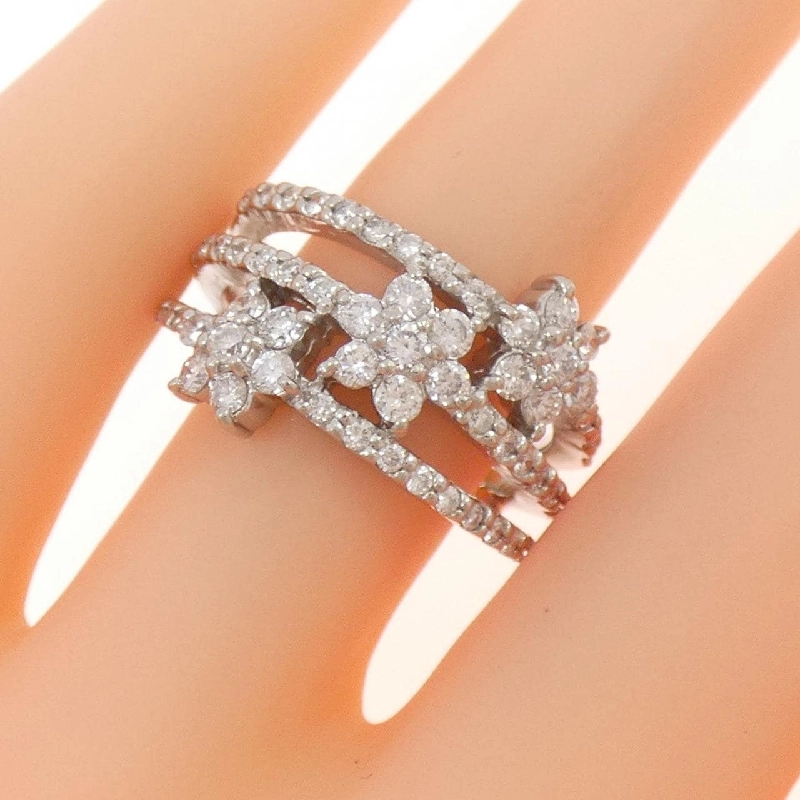 Nhẫn kim cương PT Flower 1.05CT 672455