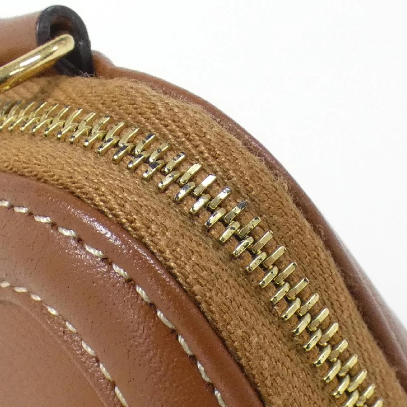 Túi xách vai Celine Chain Clutch Cuill Trionf 10E383DR8 - Hàng hiệu Authentic 766916