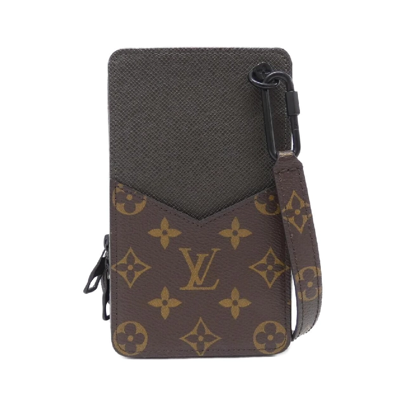 Túi đeo vai Louis Vuitton Taiga Rama Fonbox M30581 - Hàng hiệu Chính hãng 805759