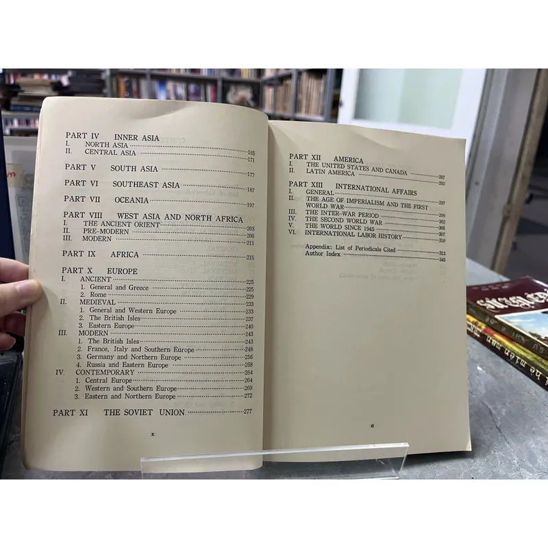 HISTORICAL STUDIES IN JAPAN 1978-1982 A BIBLIOGRAPHY 688168