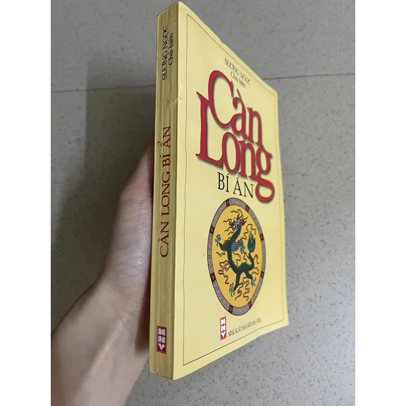 CÀN LONG BÍ ẨN – NHỮNG CÂU CHUYỆN CHƯA KỂ  739405