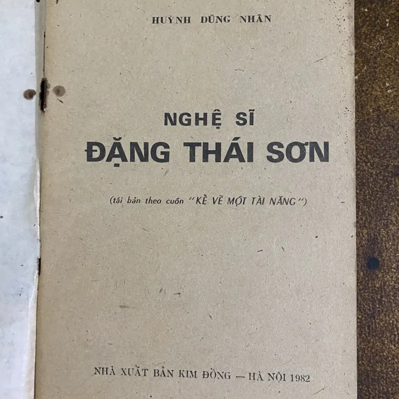 Nghệ sĩ Đặng Thái Sơn-Nhà xuất bản Kim Đồng - Hà Nội 1982. 1025535