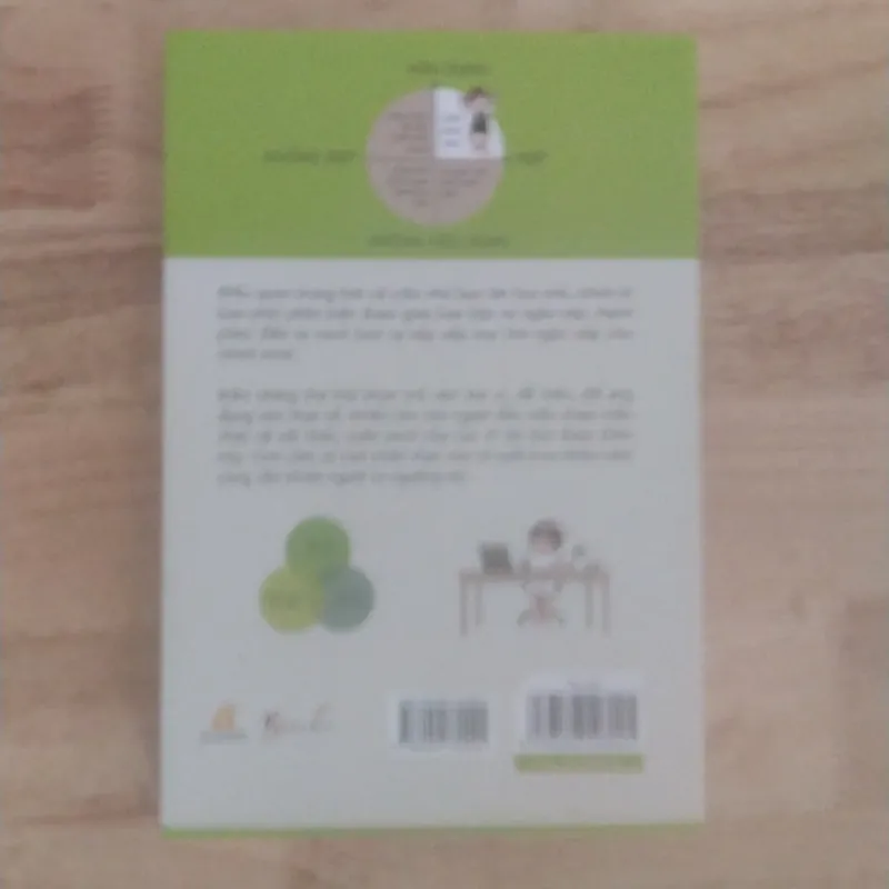 Sách: Yêu nhà - Lục vi 602601