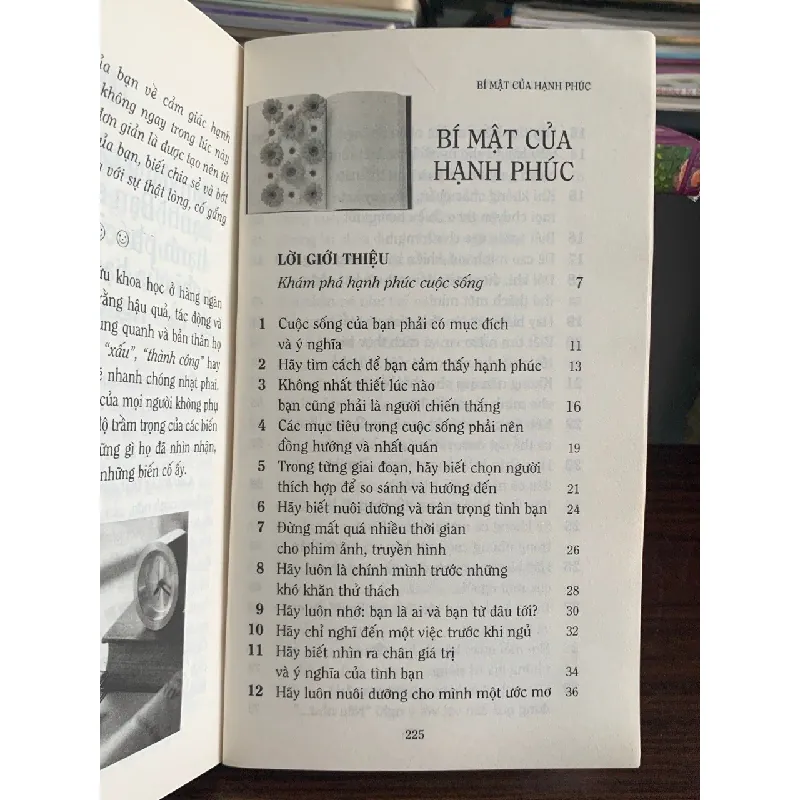 Bí mật của hạnh phúc (The 100 Simple Secrets of Happy People) – David Niven, Ph.D. 572156