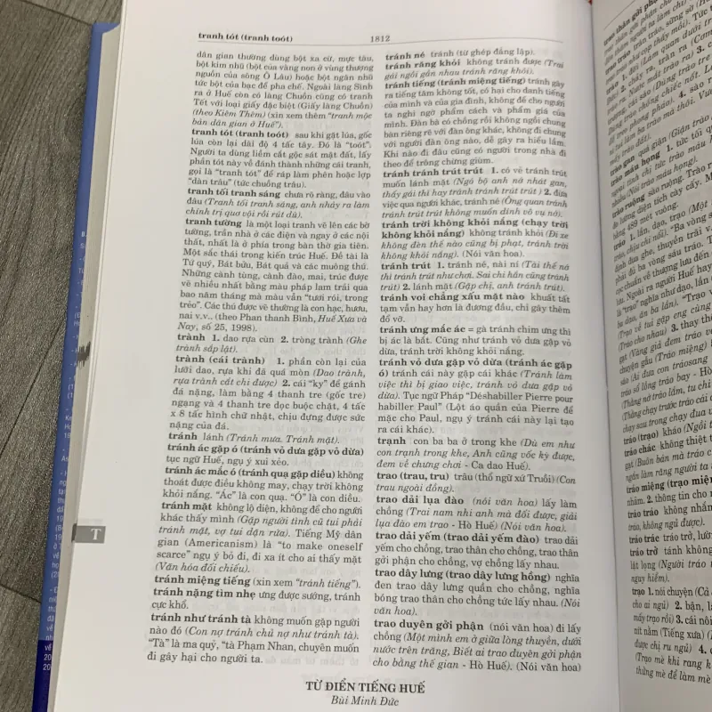 Từ điển tiếng huế - bùi minh đức. Bộ 2 tập có hộp.  755372
