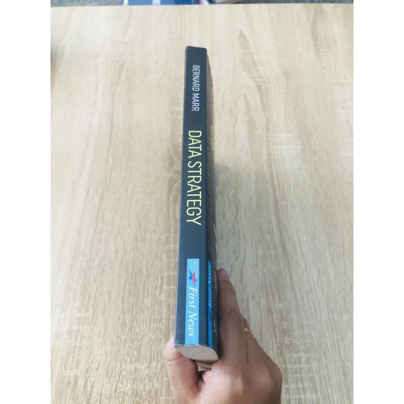 CHIẾN LƯỢC DỮ LIỆU  996119