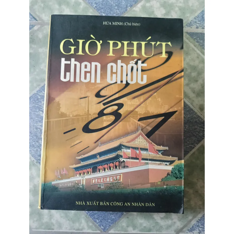 Giờ phút then chốt - Hứa Minh 776900