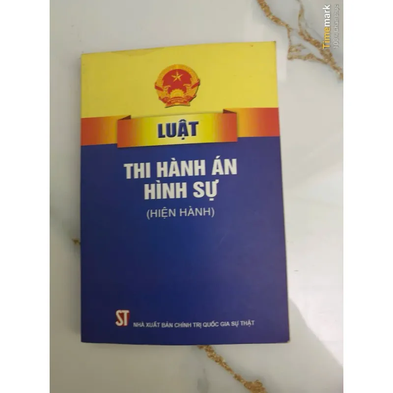 Sách luật cần pass 925764