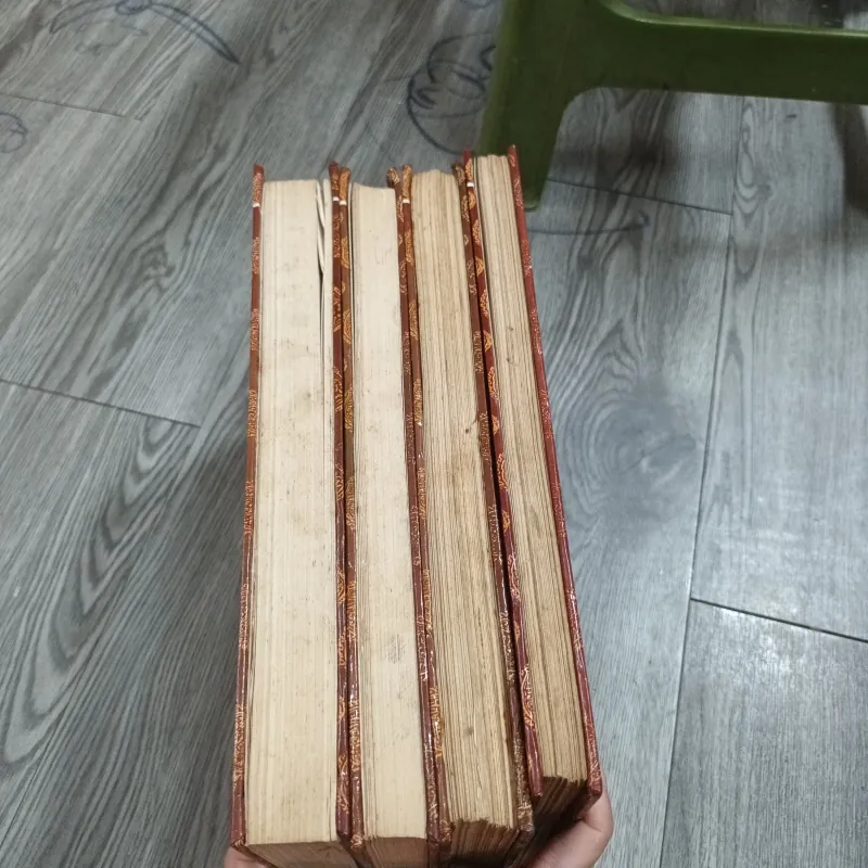 Đại Việt Sử Ký Toàn Thư bộ 4 tập. 1024613