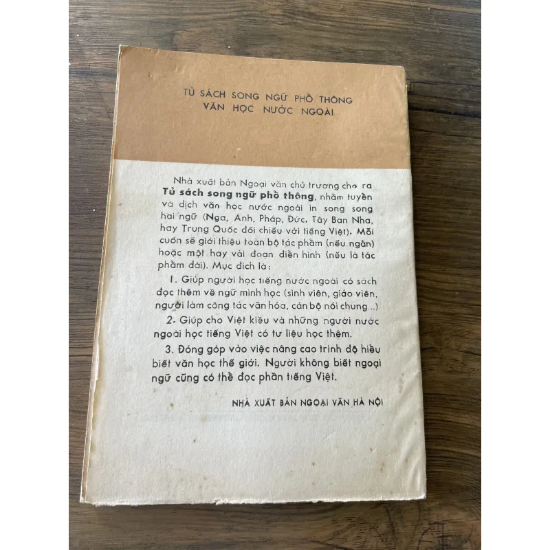 Ở góc phố - JACQUES PREsVERT- song ngữ Pháp Việt  990589