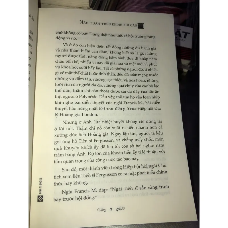 Năm tuần khinh khí cầu - Jules Verne 992650