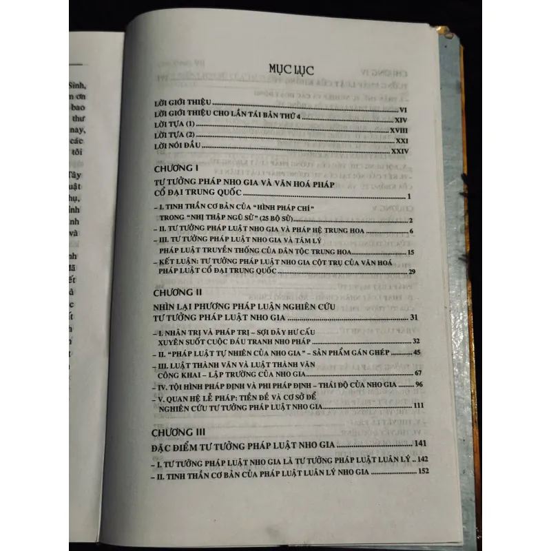 Nho gia pháp tư tưởng thông luận 1023583