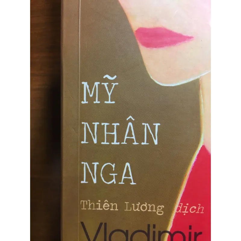 [TRUYỆN NGẮN - KINH ĐIỂN] Mỹ nhân Nga - Vladimir Nabokov 595371