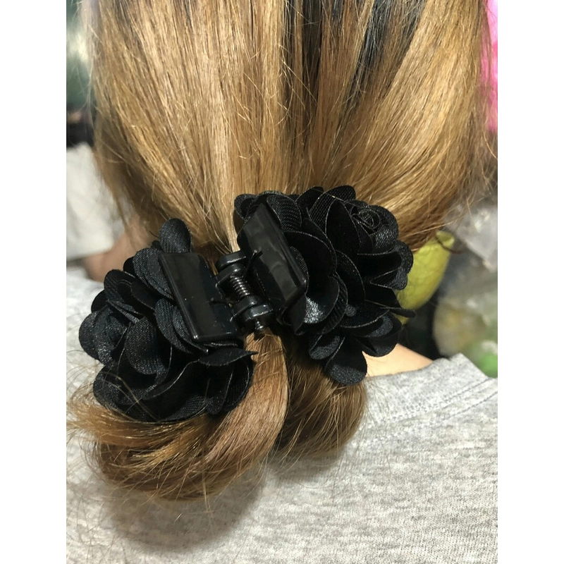 Kẹp tóc 5 răng càng cua đính hoa hồng màu đen-Kẹp bông càng cua 475576