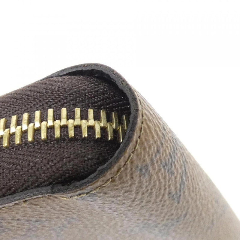 Ví Zippy Monogram Reverse Louis Vuitton M82444 620425