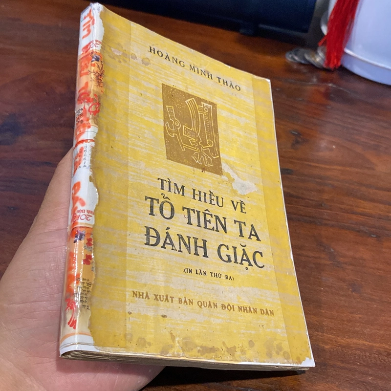 TÌM HIỂU VỀ TỔ TIÊN TA ĐÁNH GIẶC (XB 1985) 502462
