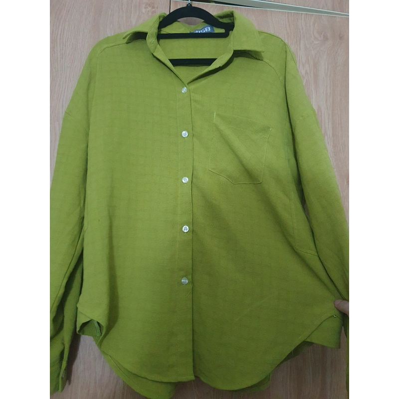 Áo sơ mi tay dài màu xanh bơ 546511