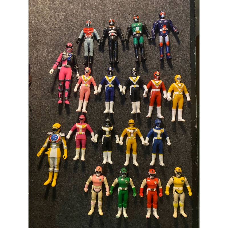 17 Mô hình siêu nhân của bandai size 12cm sản xuất năm 80s 520915