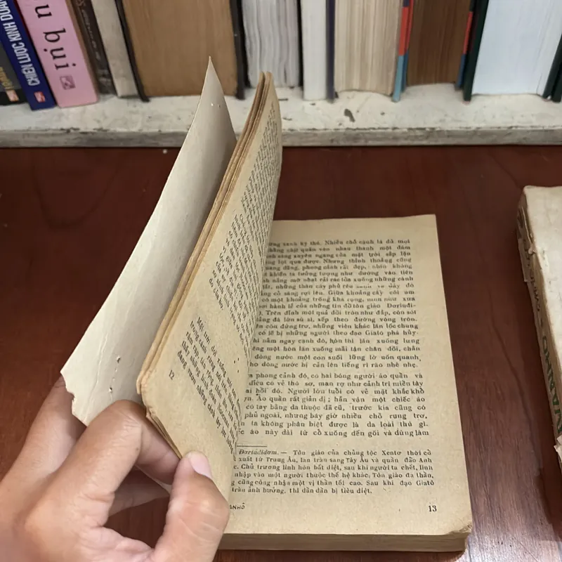 II Sách Xưa: AIVANHÔ (Trọn Bộ 2 Cuốn) - OANTƠ SCỐT - 1986 590486