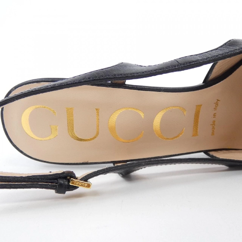 Giày GUCCI 657913