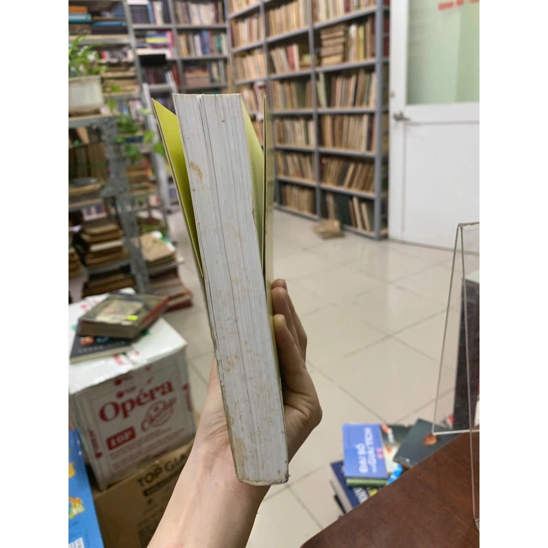 NGHIÊN CỨU VĂN HỌC VIỆT NAM NHỮNG KHẢ NĂNG VÀ THÁCH THỨC - NHIỀU TÁC GIẢ 533319