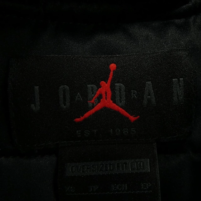 Áo khoác NIKE JORDAN 641877