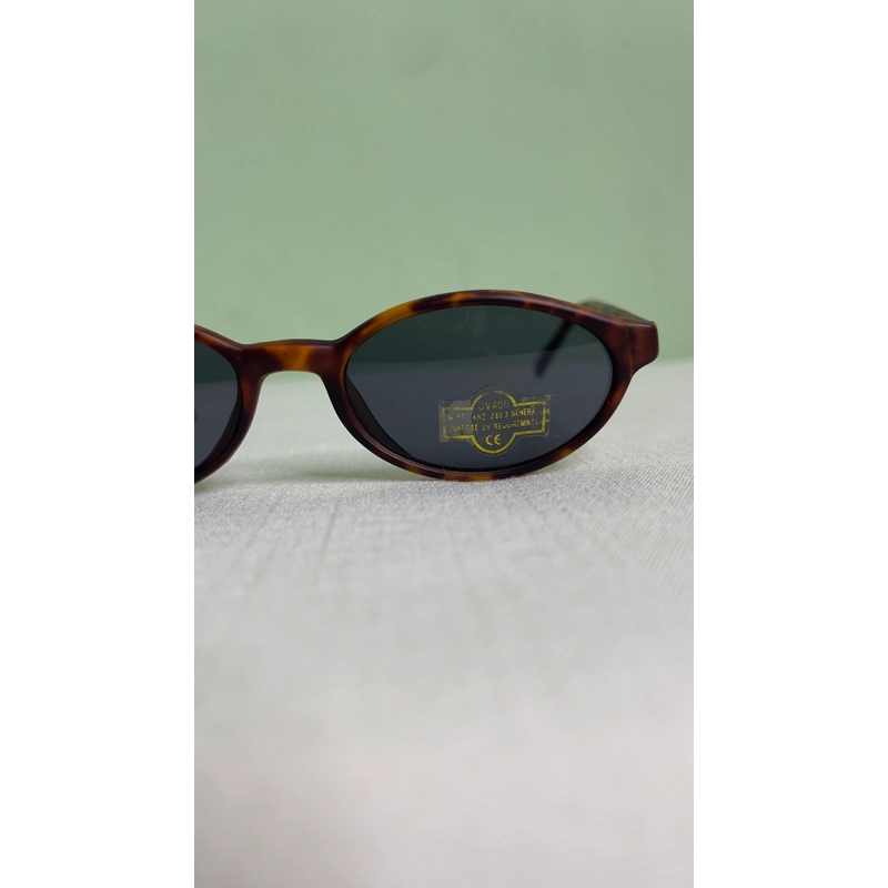 Kính cổ điển vintage - mặt vừa & nhỏ ( còn tem ) 549836