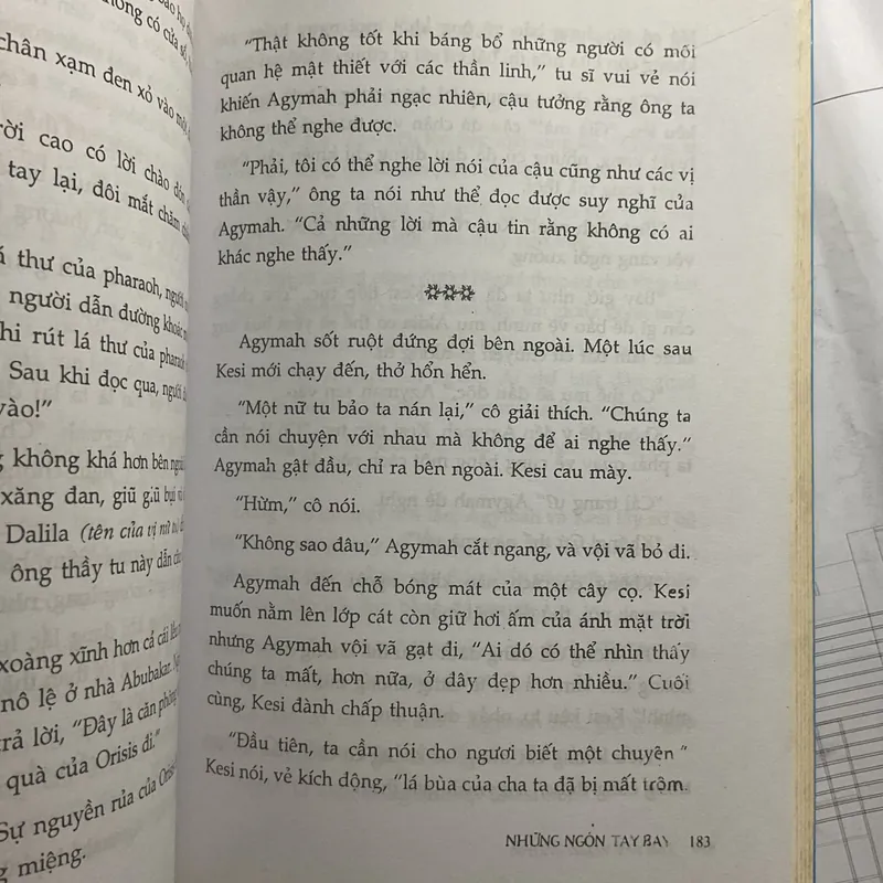 [PHIÊU LƯU] Những ngón tay bay - Adora Svitak 736861
