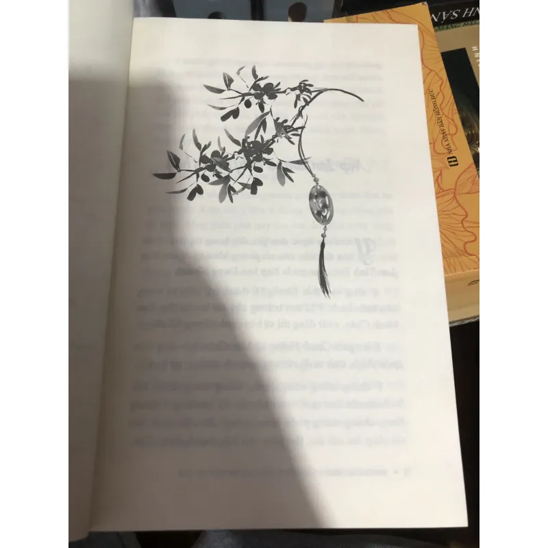 Gió tây bao nhiêu hận, thổi chẳng giãn mày chau 990597