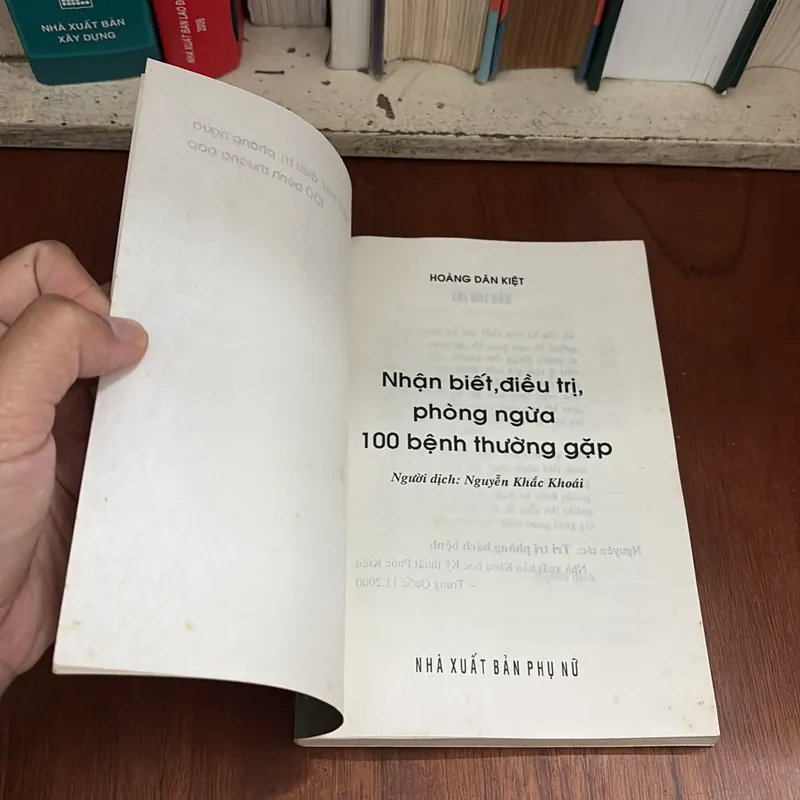 II Bệnh Học: Nhận Biết Điều Trị Phòng Ngừa 100 Bệnh Thường Gặp - Hoàng Dân Kiệt - 2002 631220