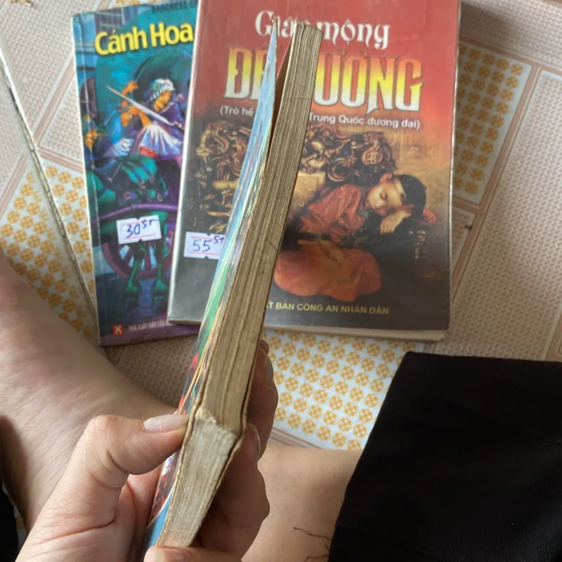 Những con cá mập thép  603705