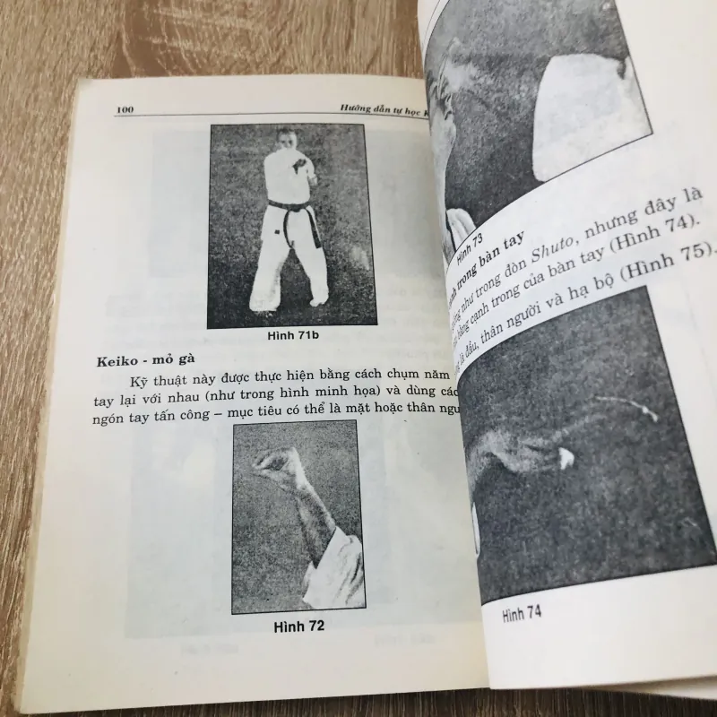 HƯỚNG DẪN TỰ HỌC KARATE  1011237