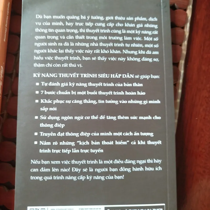 2 cuốn sách Nghệ thuật hùng biện và kỹ năng thuyết trình siêu hấp dẫn  717602